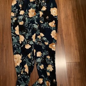 Target brand floral pajamas